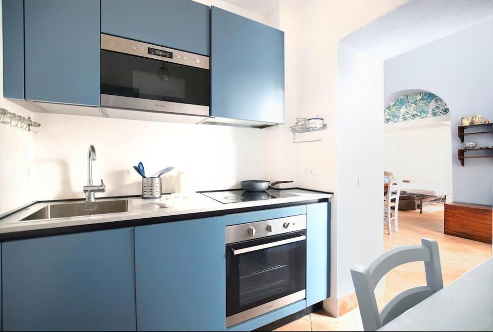 Ferienwohnung Iflat Agli Archetti Del Centro Palermo Exterior foto
