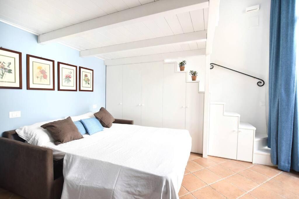 Ferienwohnung Iflat Agli Archetti Del Centro Palermo Exterior foto